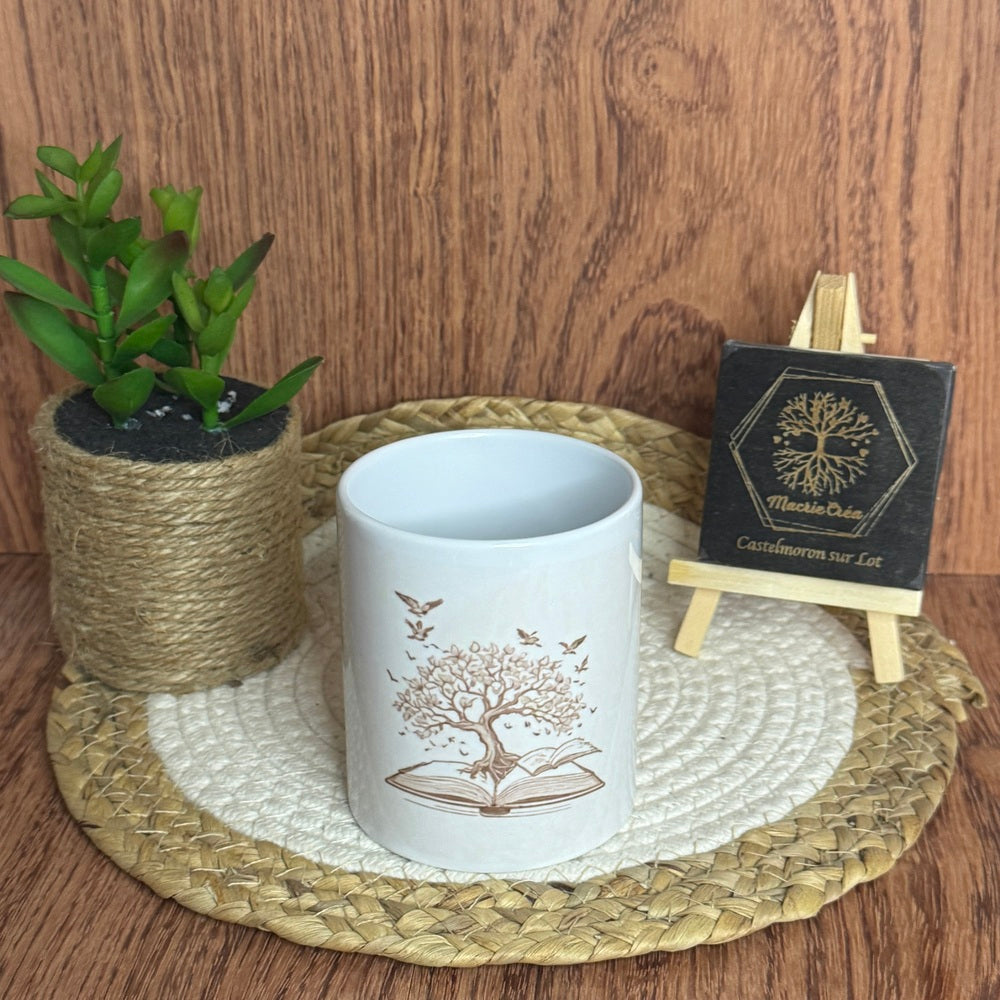 Mug « Arbre de vie » – Livre et oiseaux dorés