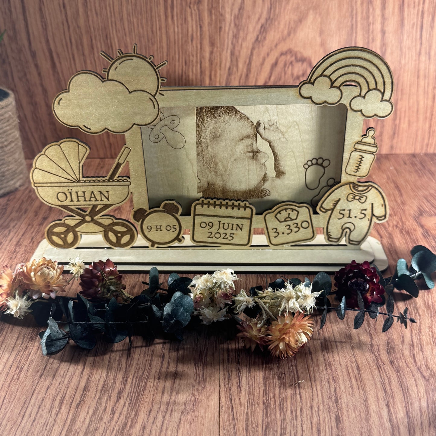 Cadre photo de naissance personnalisé en bois – Souvenirs de bébé