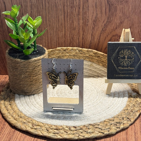 Boucles d’oreilles en bois découpé laser – Papillon fée arabesques
