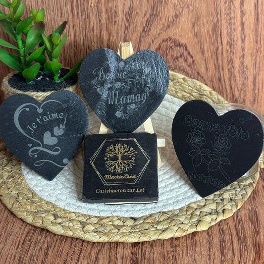 Lot de 3 cœurs ardoise gravés et peints – Bonne Fête Maman