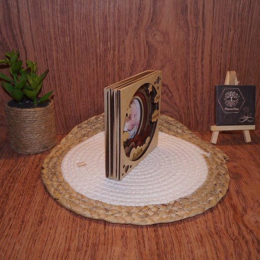 Cadre photo de naissance 3D en bois – Arc-en-ciel & couronne personnalisé