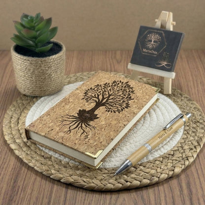 Carnet en liège gravure chêne et lotus